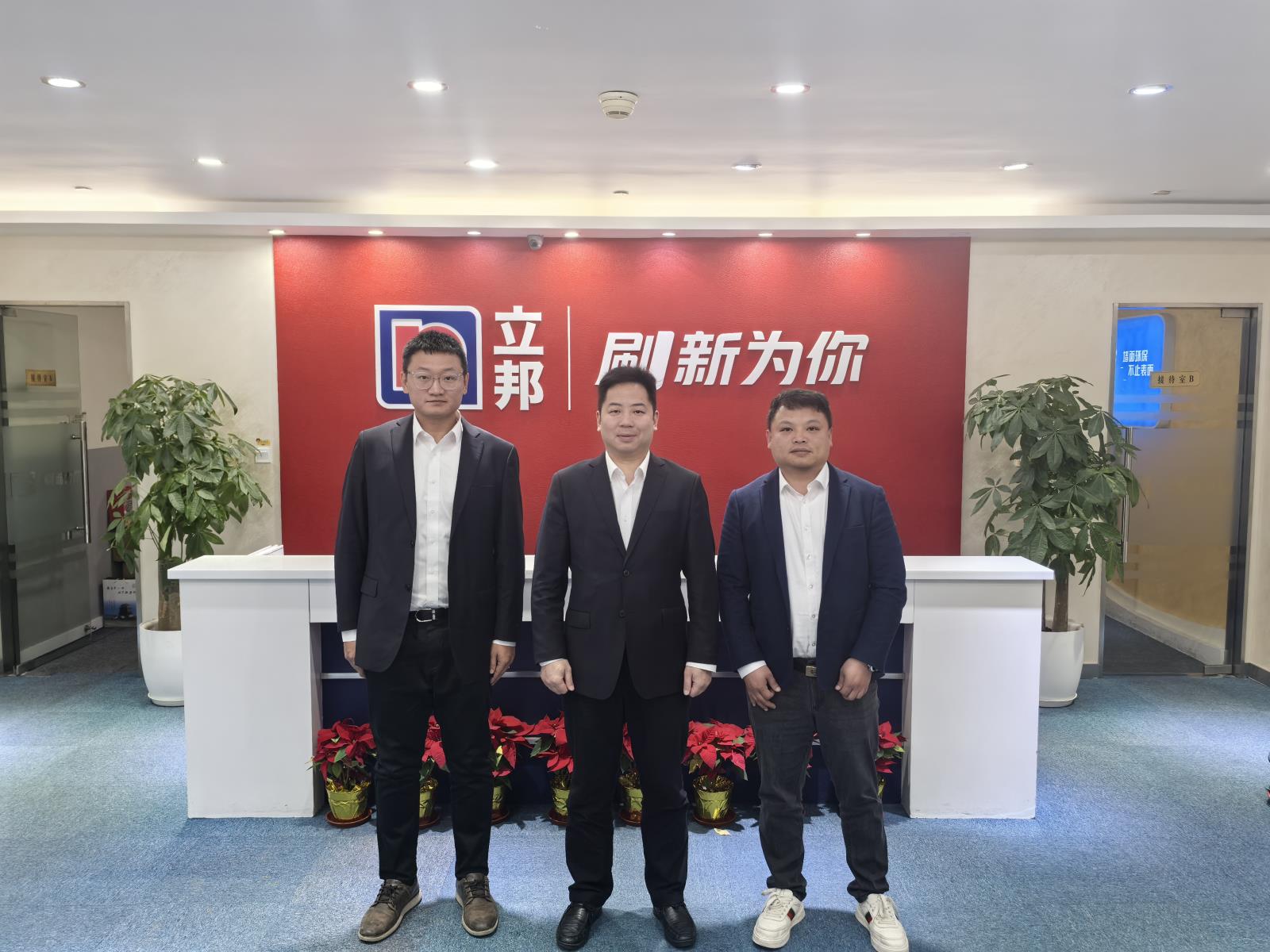 ae6469f1cc3f67e06dba6fc160713f78_origin(1).jpg